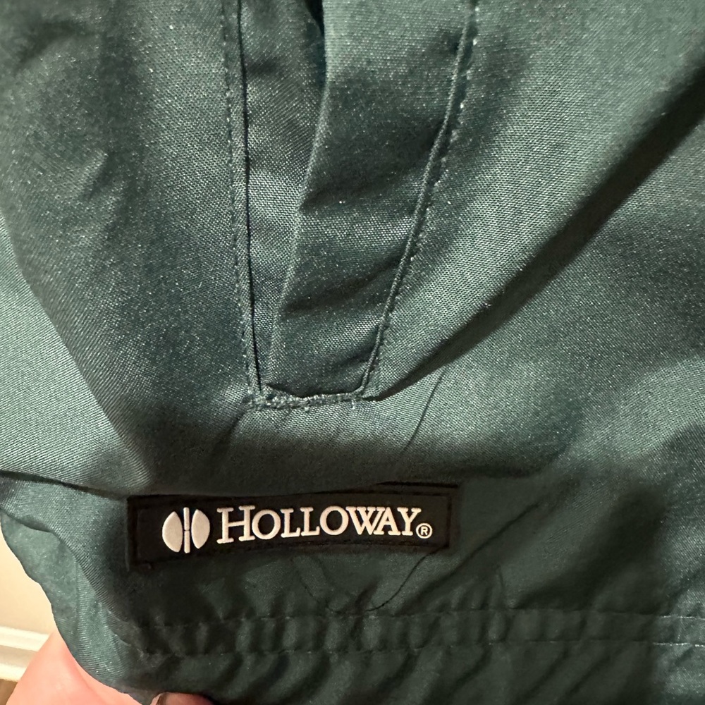 MEN’S HOLLOWAY PENN TRAFFORD WARRIORS EMBROIDERED V-NECK WINDBREAKER. SIZE LARGE - Picture 4 of 7